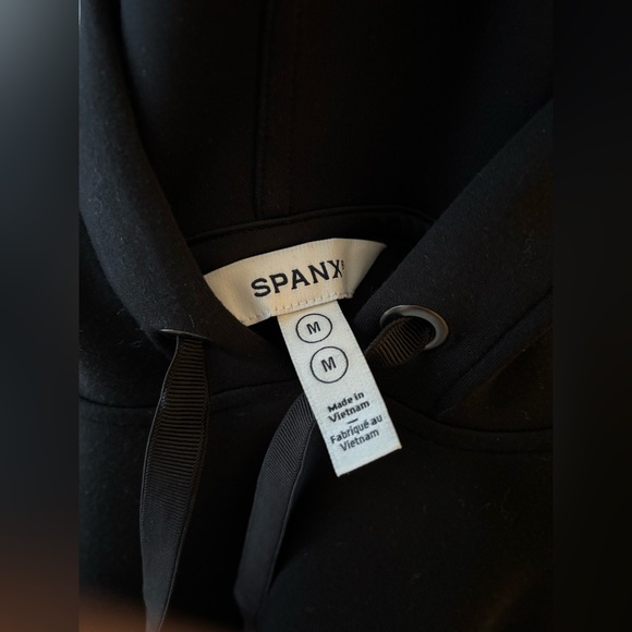 SPANX AirEssentials Crop Hoodie Size Medium Like New - Picture 7 of 9
